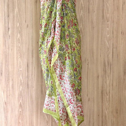 Pareos/Sarongs/Scarves