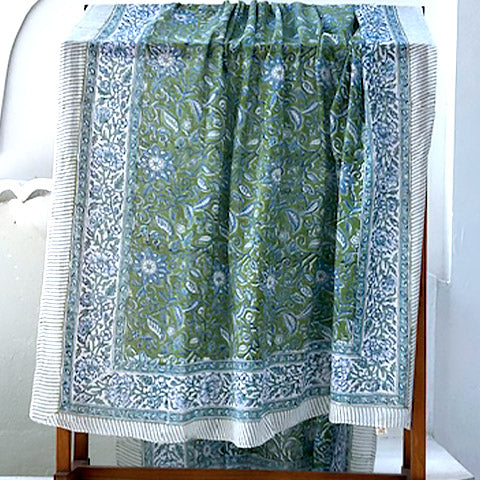 Pareos/Sarongs/Scarves