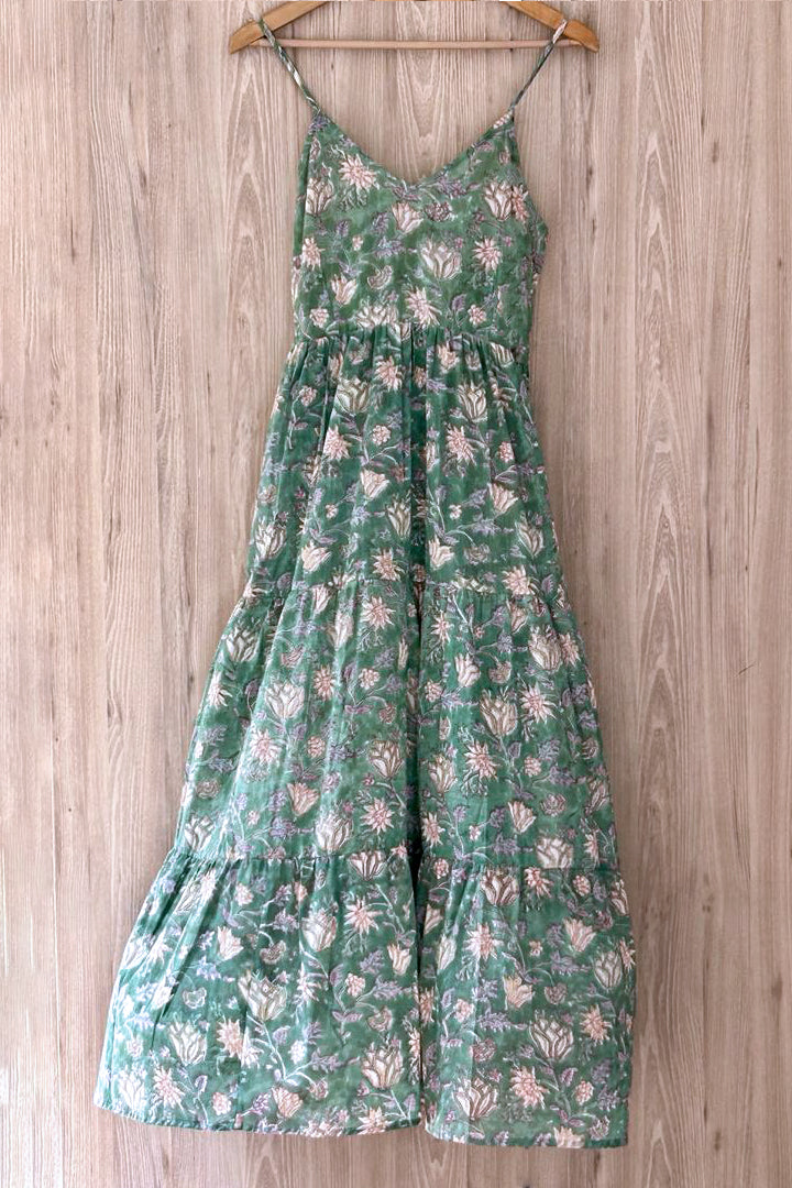 リザロングドレス